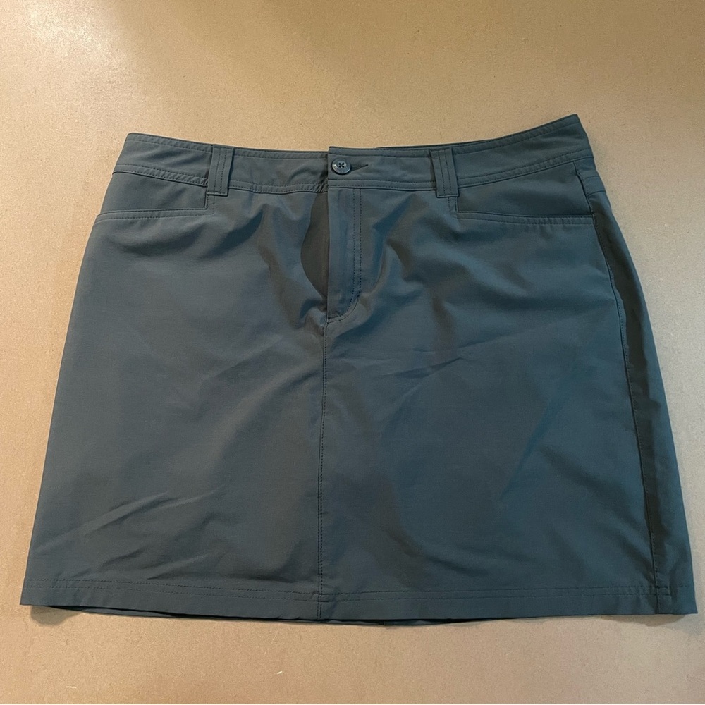 Eddie Bauer Dark Gray Hiking Athletic Mini Skort with Pockets